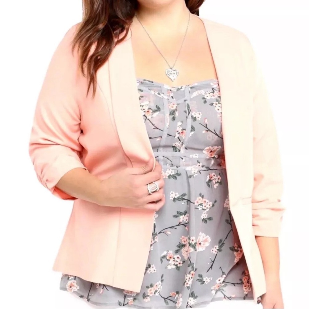 Torrid 3/4 Ruched Sleeve Shawl Collar Open Front Blush Pink Blazer Size 3